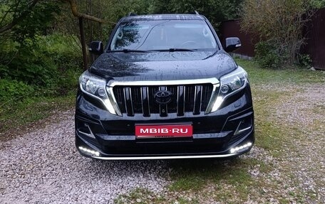 Toyota Land Cruiser Prado 150 рестайлинг 2, 2013 год, 4 100 000 рублей, 1 фотография