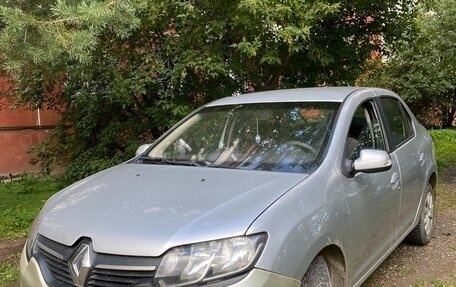 Renault Logan II, 2015 год, 350 000 рублей, 2 фотография