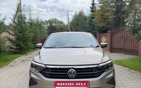 Volkswagen Polo VI (EU Market), 2020 год, 1 750 000 рублей, 2 фотография