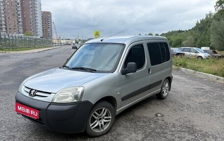 Peugeot Partner II рестайлинг 2, 2010 год, 450 000 рублей, 2 фотография