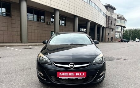 Opel Astra J, 2013 год, 720 000 рублей, 4 фотография