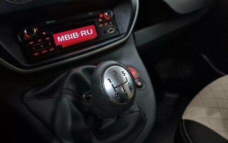 Renault Kangoo II рестайлинг, 2013 год, 600 000 рублей, 22 фотография