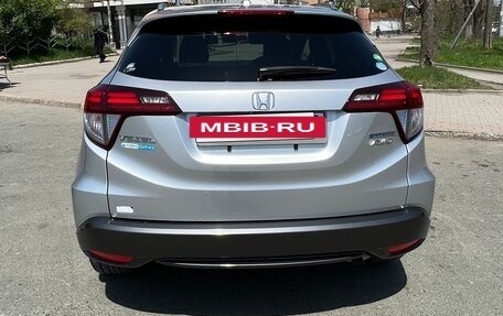 Honda Vezel, 2014 год, 1 400 000 рублей, 3 фотография