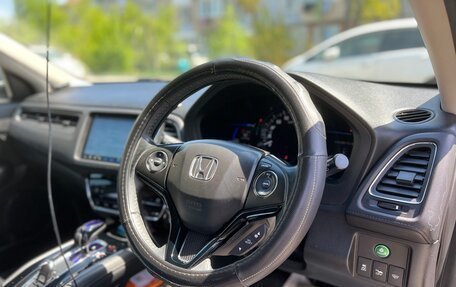 Honda Vezel, 2014 год, 1 400 000 рублей, 8 фотография