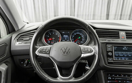 Volkswagen Tiguan II, 2021 год, 2 360 000 рублей, 10 фотография