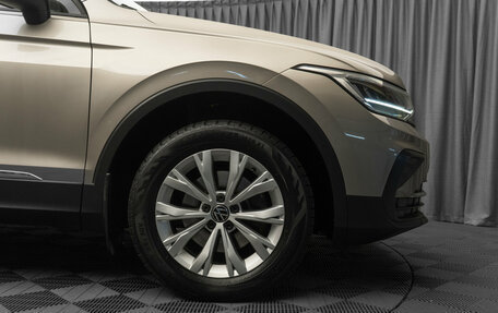 Volkswagen Tiguan II, 2021 год, 2 360 000 рублей, 21 фотография