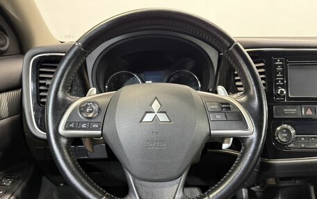 Mitsubishi Outlander III рестайлинг 3, 2013 год, 1 299 000 рублей, 13 фотография