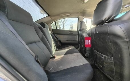 Mitsubishi Galant IX, 2004 год, 209 000 рублей, 13 фотография