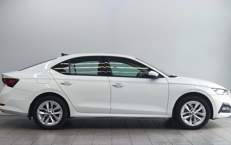 Skoda Octavia IV, 2021 год, 2 370 000 рублей, 4 фотография