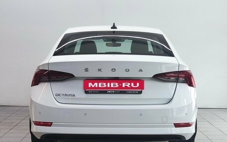 Skoda Octavia IV, 2021 год, 2 370 000 рублей, 6 фотография