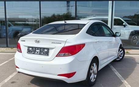 Hyundai Solaris II рестайлинг, 2015 год, 1 100 000 рублей, 2 фотография