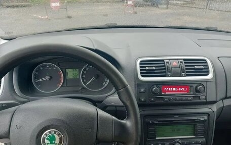 Skoda Fabia II, 2009 год, 350 000 рублей, 17 фотография