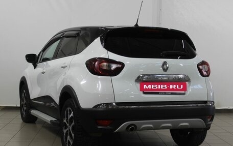Renault Kaptur I рестайлинг, 2018 год, 1 550 000 рублей, 8 фотография