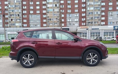 Toyota RAV4, 2017 год, 2 300 000 рублей, 16 фотография