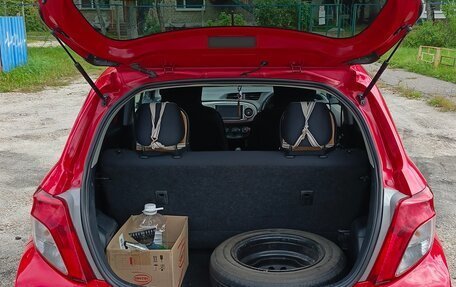 Toyota Vitz, 2012 год, 650 000 рублей, 2 фотография