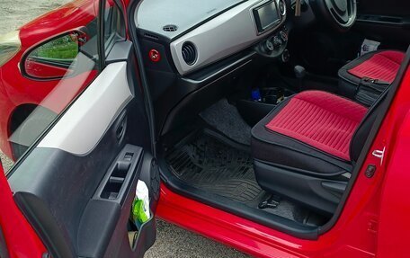 Toyota Vitz, 2012 год, 650 000 рублей, 9 фотография