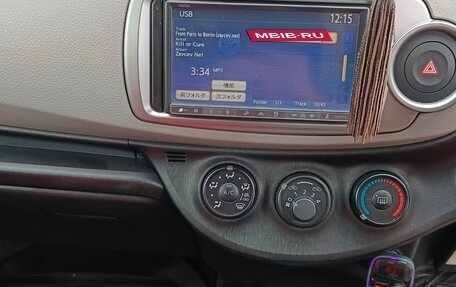 Toyota Vitz, 2012 год, 650 000 рублей, 4 фотография