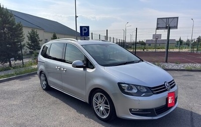 Volkswagen Sharan II, 2011 год, 1 249 000 рублей, 1 фотография