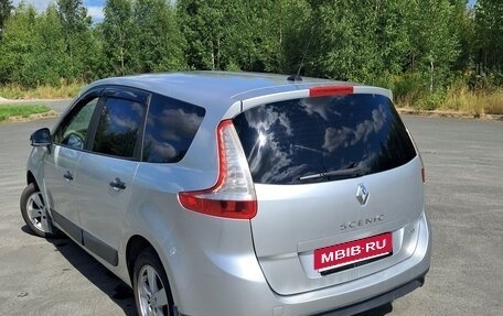 Renault Scenic III, 2010 год, 650 000 рублей, 1 фотография