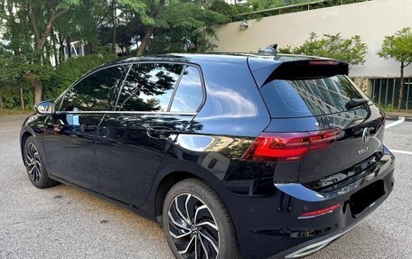 Volkswagen Golf VIII, 2023 год, 2 750 000 рублей, 3 фотография