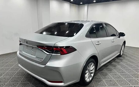 Toyota Corolla, 2022 год, 1 825 000 рублей, 6 фотография