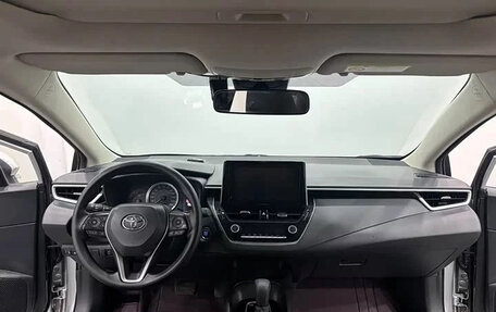 Toyota Corolla, 2022 год, 1 825 000 рублей, 8 фотография