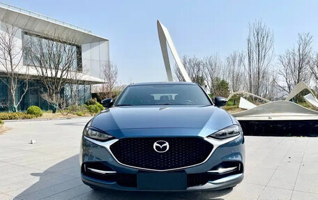 Mazda CX-4, 2022 год, 2 230 000 рублей, 2 фотография
