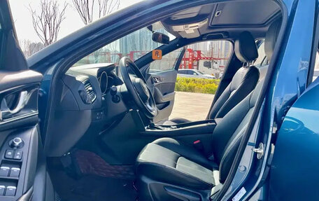 Mazda CX-4, 2022 год, 2 230 000 рублей, 8 фотография