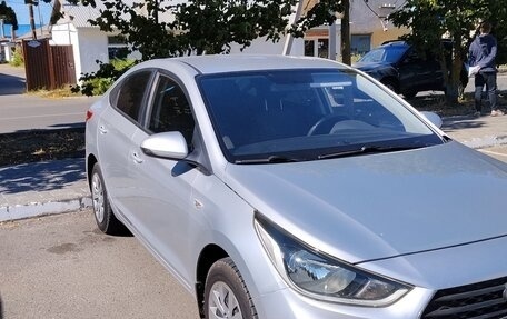 Hyundai Solaris II рестайлинг, 2019 год, 1 190 000 рублей, 2 фотография