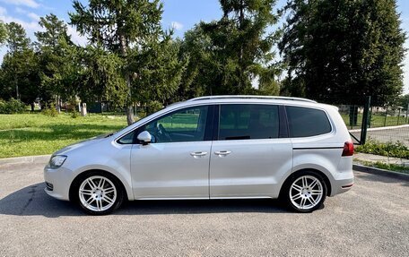 Volkswagen Sharan II, 2011 год, 1 249 000 рублей, 5 фотография