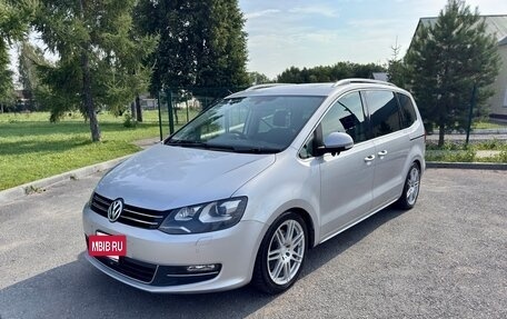Volkswagen Sharan II, 2011 год, 1 249 000 рублей, 2 фотография
