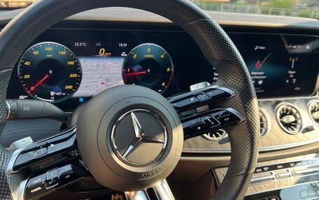 Mercedes-Benz E-Класс, 2021 год, 5 750 000 рублей, 6 фотография