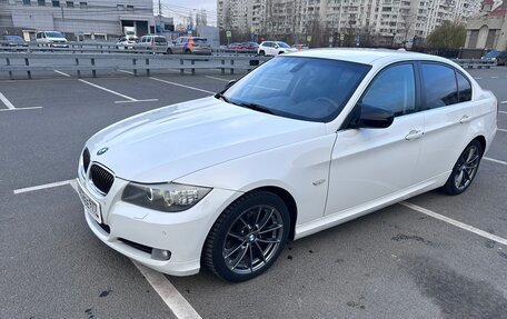 BMW 3 серия, 2011 год, 900 000 рублей, 4 фотография