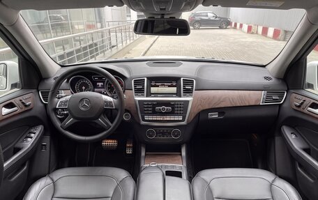 Mercedes-Benz GL-Класс, 2014 год, 2 500 000 рублей, 3 фотография