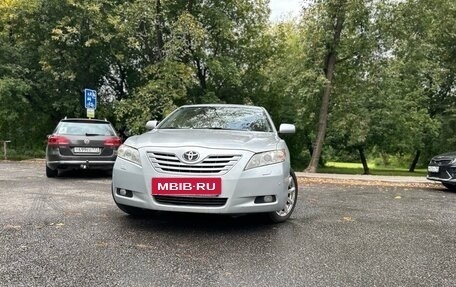Toyota Camry, 2008 год, 1 200 000 рублей, 2 фотография
