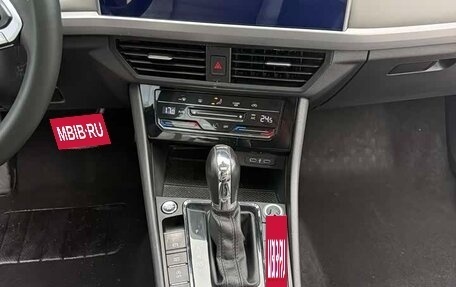 Volkswagen Bora, 2022 год, 1 800 000 рублей, 14 фотография