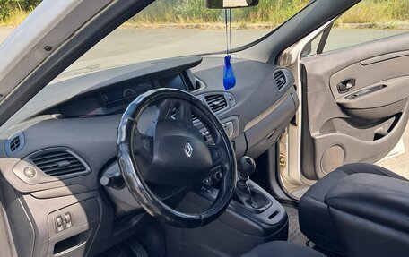 Renault Scenic III, 2010 год, 650 000 рублей, 8 фотография