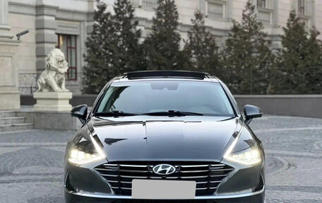 Hyundai Sonata VIII, 2022 год, 2 400 000 рублей, 2 фотография