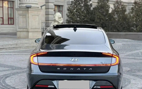 Hyundai Sonata VIII, 2022 год, 2 400 000 рублей, 5 фотография