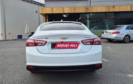 Chevrolet Malibu IX, 2022 год, 1 700 000 рублей, 6 фотография