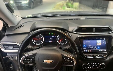 Chevrolet TrailBlazer, 2023 год, 1 815 000 рублей, 6 фотография