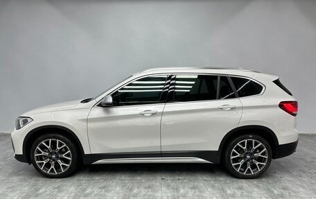 BMW X1, 2022 год, 2 600 000 рублей, 4 фотография