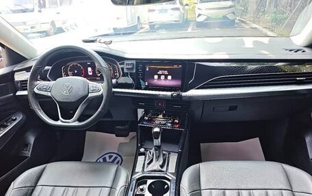 Volkswagen Passat B8 рестайлинг, 2023 год, 2 290 000 рублей, 8 фотография