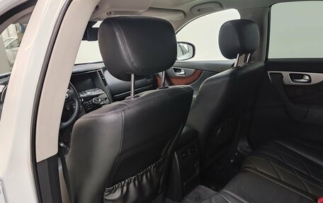Infiniti FX II, 2011 год, 1 790 000 рублей, 18 фотография