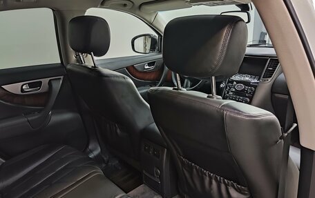 Infiniti FX II, 2011 год, 1 790 000 рублей, 24 фотография