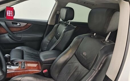 Infiniti FX II, 2011 год, 1 790 000 рублей, 16 фотография