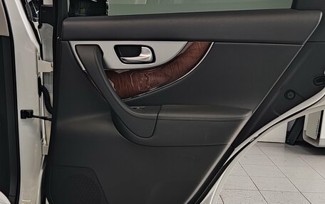 Infiniti FX II, 2011 год, 1 790 000 рублей, 38 фотография