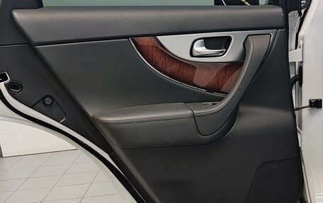 Infiniti FX II, 2011 год, 1 790 000 рублей, 37 фотография