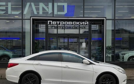 Hyundai Sonata VI, 2011 год, 715 000 рублей, 5 фотография