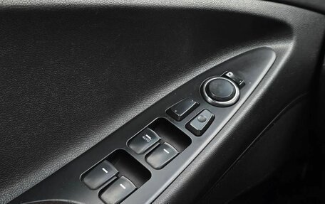 Hyundai Sonata VI, 2011 год, 715 000 рублей, 14 фотография